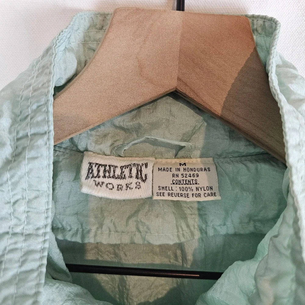 Athletic‎ Works vintage windbreaker mint green 90's drawstring lightweight M